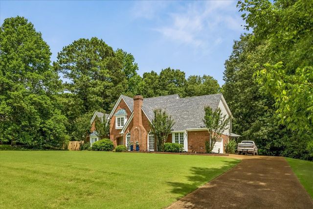 9324 OAK KNOLL CV, Cordova, TN 38018