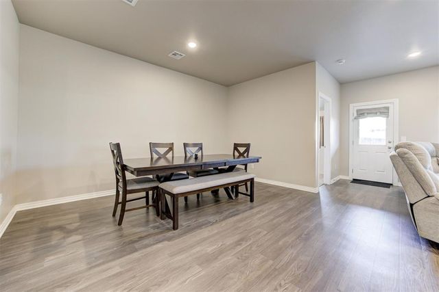 10401 NW 26th Street, Yukon, OK 73099