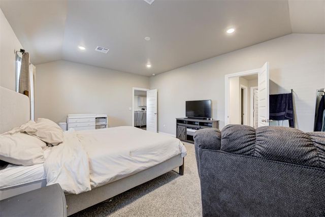 10401 NW 26th Street, Yukon, OK 73099