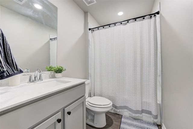 10401 NW 26th Street, Yukon, OK 73099