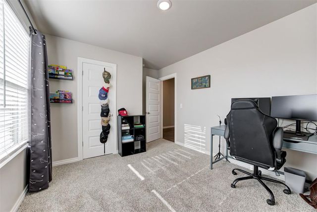 10401 NW 26th Street, Yukon, OK 73099