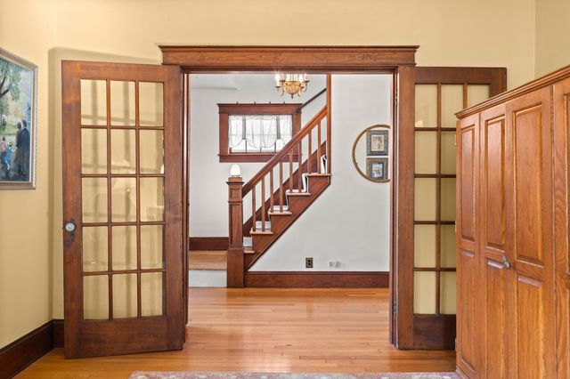 132 Luce St, Lowell, MA 01852