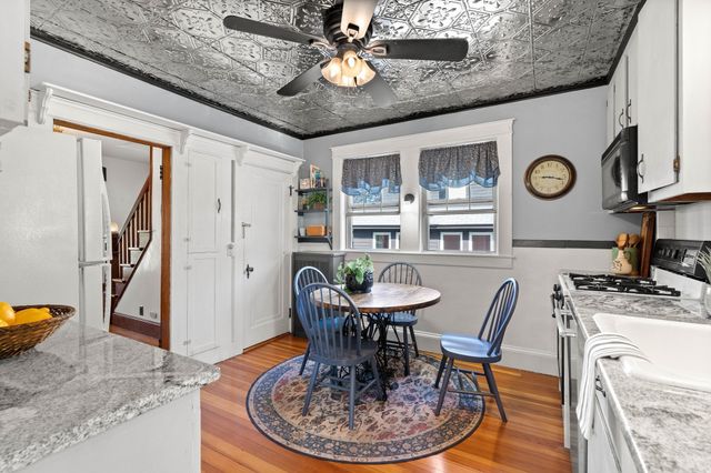 132 Luce St, Lowell, MA 01852