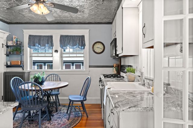 132 Luce St, Lowell, MA 01852