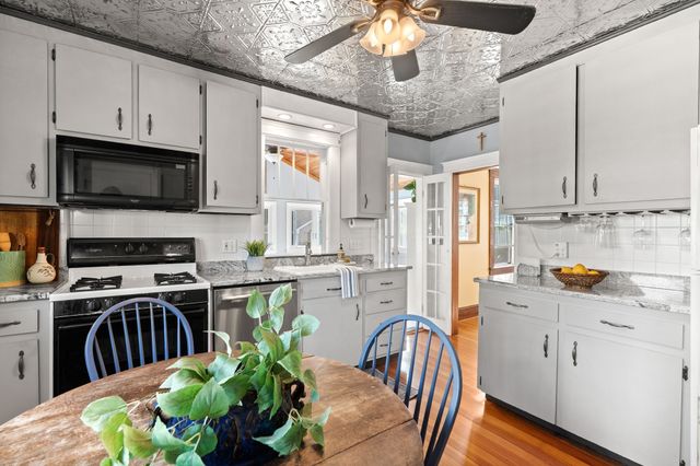 132 Luce St, Lowell, MA 01852