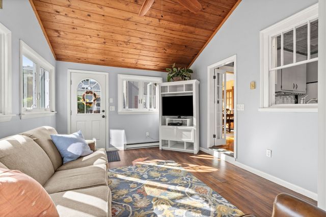 132 Luce St, Lowell, MA 01852