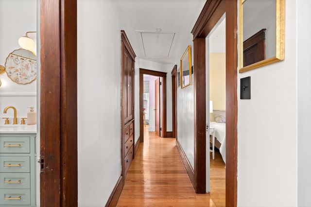 132 Luce St, Lowell, MA 01852