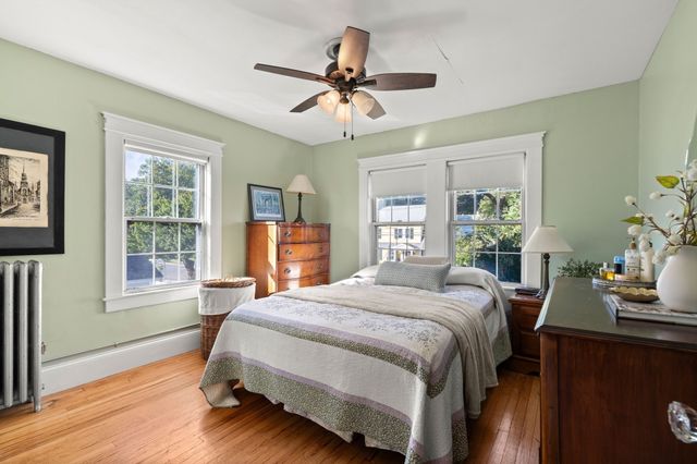 132 Luce St, Lowell, MA 01852