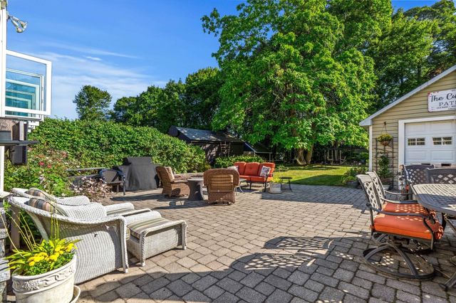 132 Luce St, Lowell, MA 01852