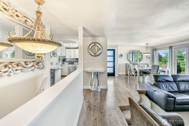 1835 E Smith Road, Bellingham, WA 98226