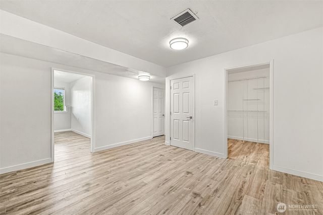 1835 E Smith Road, Bellingham, WA 98226