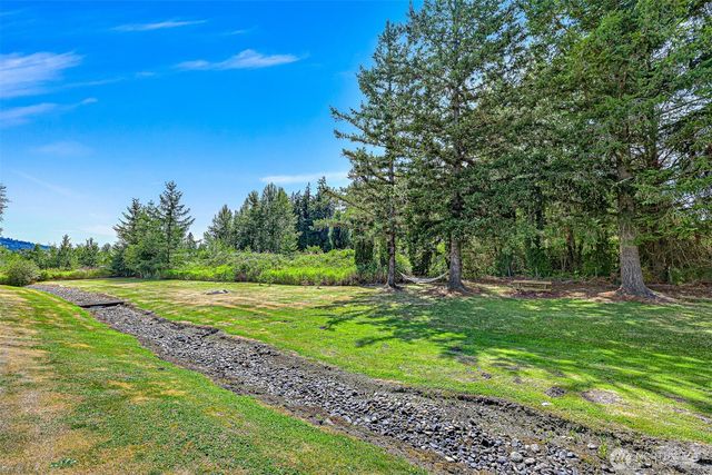 1835 E Smith Road, Bellingham, WA 98226