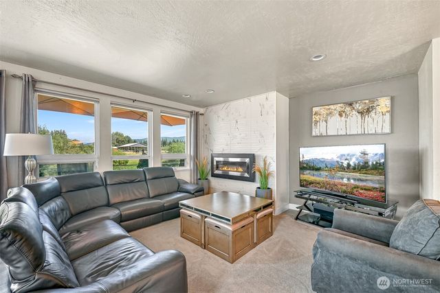 1835 E Smith Road, Bellingham, WA 98226