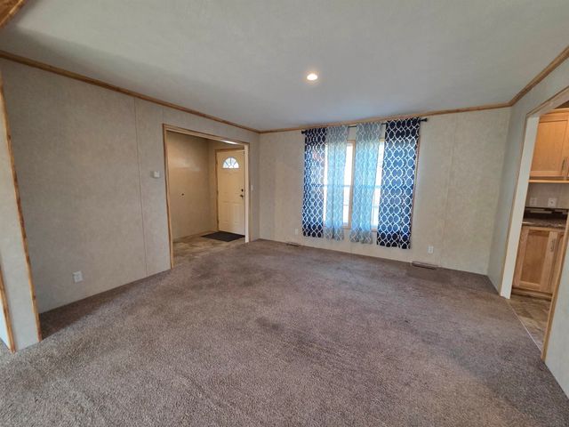 41 Lunar Drive, Canaan, NH 03741