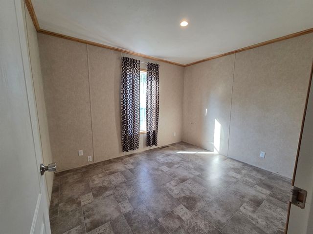 41 Lunar Drive, Canaan, NH 03741