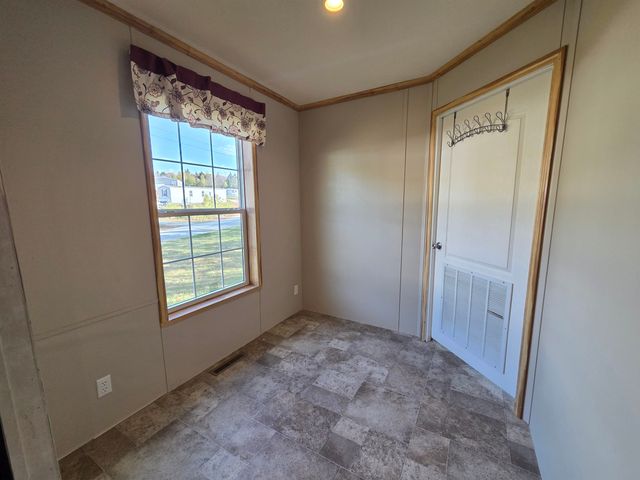 41 Lunar Drive, Canaan, NH 03741