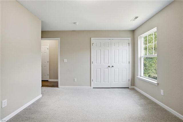 1011 Melton ST, Chesapeake, VA 23324