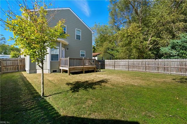 1011 Melton ST, Chesapeake, VA 23324