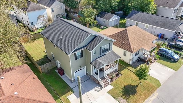 1011 Melton ST, Chesapeake, VA 23324