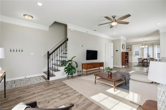 1011 Melton ST, Chesapeake, VA 23324