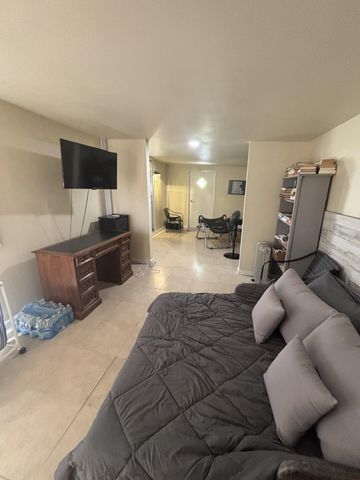 6445 Cypress Lane, Atlantis, FL 33462