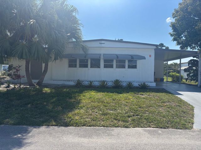 6445 Cypress Lane, Atlantis, FL 33462