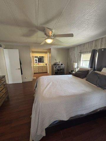 6445 Cypress Lane, Atlantis, FL 33462