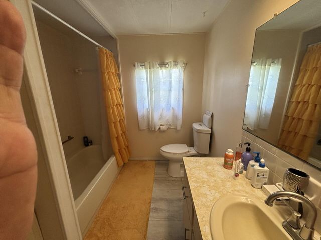 6445 Cypress Lane, Atlantis, FL 33462