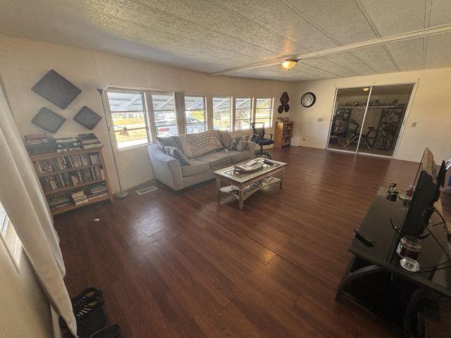 6445 Cypress Lane, Atlantis, FL 33462