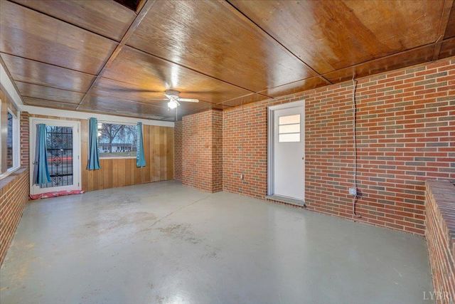 2895 Bonbrook Mill Road, Wirtz, VA 24184