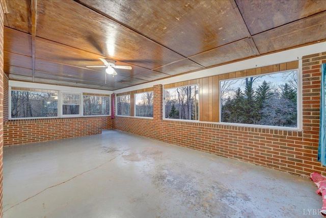 2895 Bonbrook Mill Road, Wirtz, VA 24184