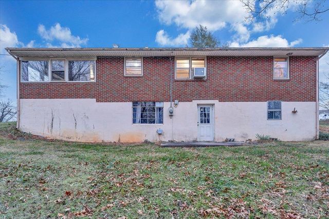 2895 Bonbrook Mill Road, Wirtz, VA 24184