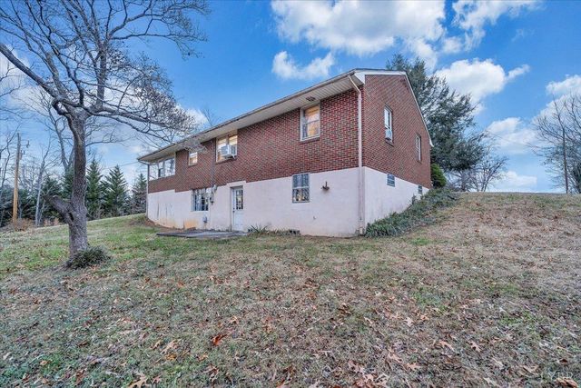 2895 Bonbrook Mill Road, Wirtz, VA 24184
