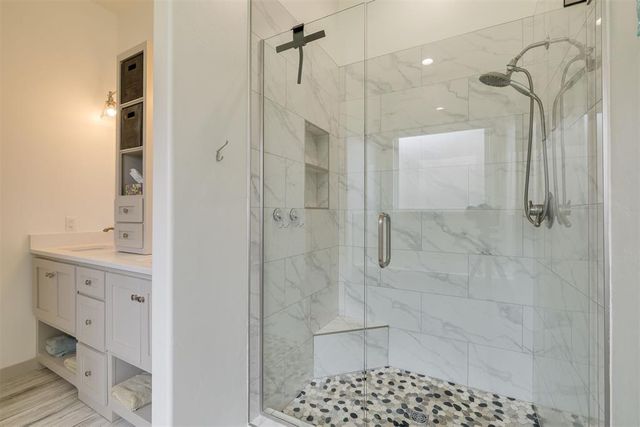 2308 W Mickey Drive, Mustang, OK 73064