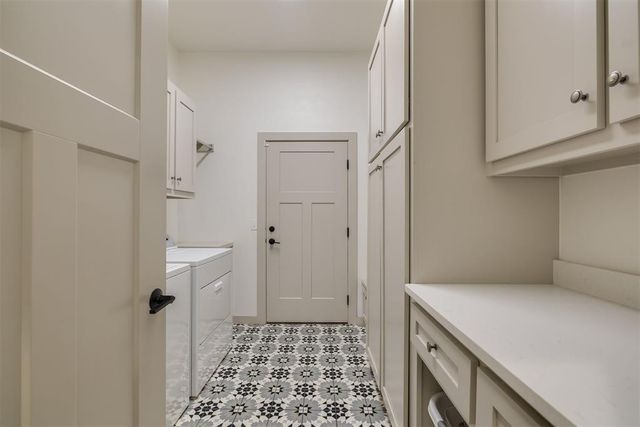 2308 W Mickey Drive, Mustang, OK 73064