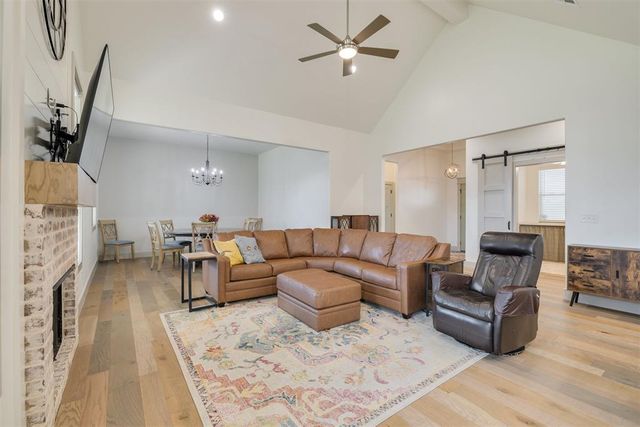 2308 W Mickey Drive, Mustang, OK 73064