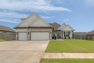 2308 W Mickey Drive, Mustang, OK 73064