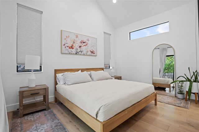 2216 Lindell Ave 2, Austin, TX 78704