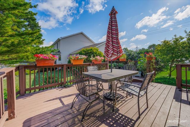 111 Salem Drive, Dekalb, IL 60115