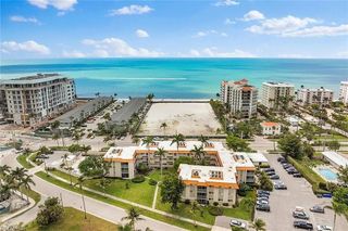 1100 Gulf Shore BLVD N # 301, Naples, FL 34102