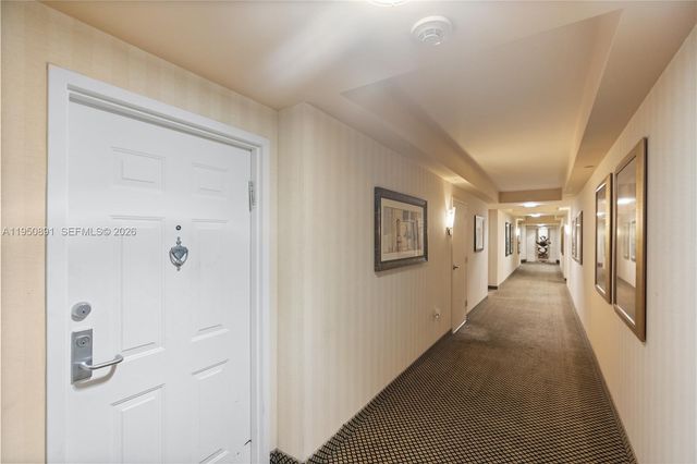 19501 W Country Club Dr 1904, Aventura, FL 33180