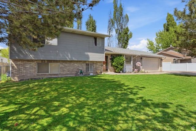 1662 S 1200 W, Woods Cross, UT 84087