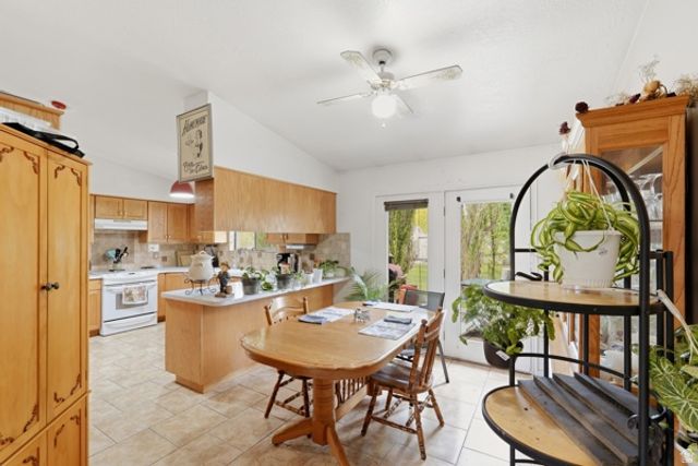 1662 S 1200 W, Woods Cross, UT 84087