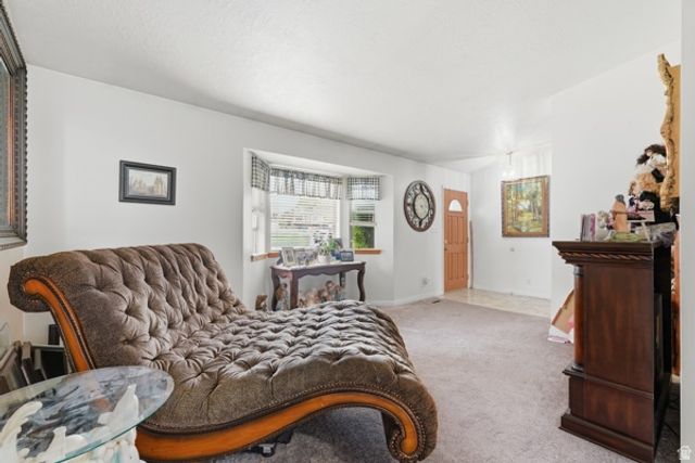 1662 S 1200 W, Woods Cross, UT 84087