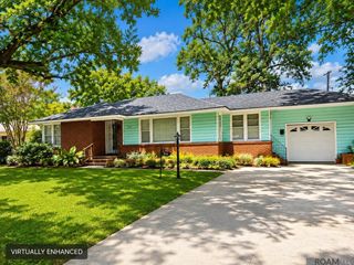 9161 Meadowood St, Baton Rouge, LA 70815
