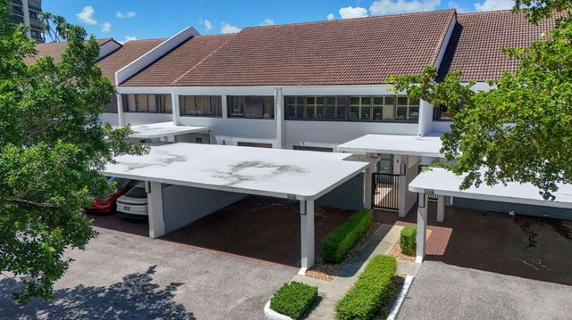 2435 PRESIDENTIAL Way G, West Palm Beach, FL 33401