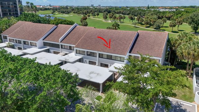 2435 PRESIDENTIAL Way G, West Palm Beach, FL 33401