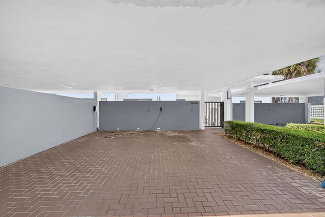 2435 PRESIDENTIAL Way G, West Palm Beach, FL 33401
