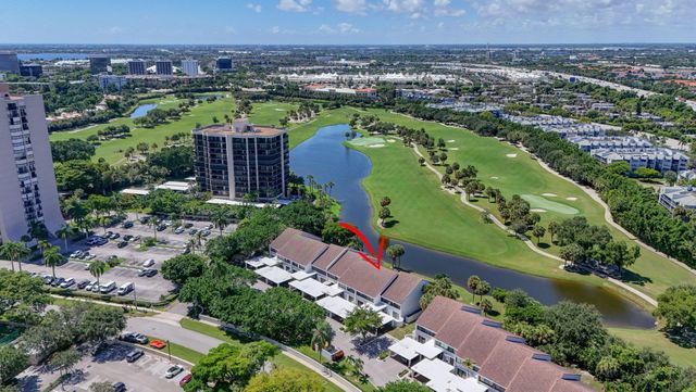 2435 PRESIDENTIAL Way G, West Palm Beach, FL 33401