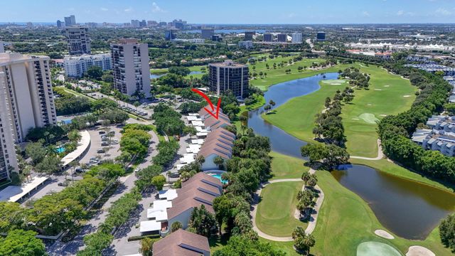 2435 PRESIDENTIAL Way G, West Palm Beach, FL 33401